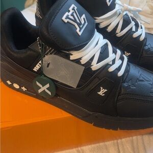 Louis Vuitton Black and White Men's Sneakers